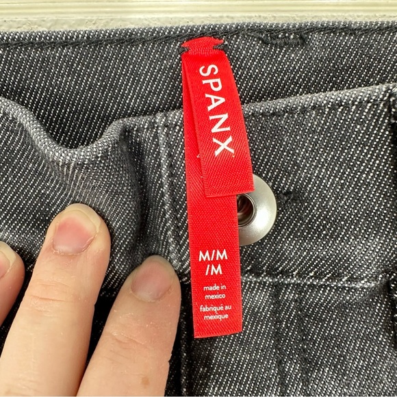 Spanx Women's Size Medium Dark Charcoal Wide Leg Pull On Denim Jeans Slimming - Picture 6 of 11